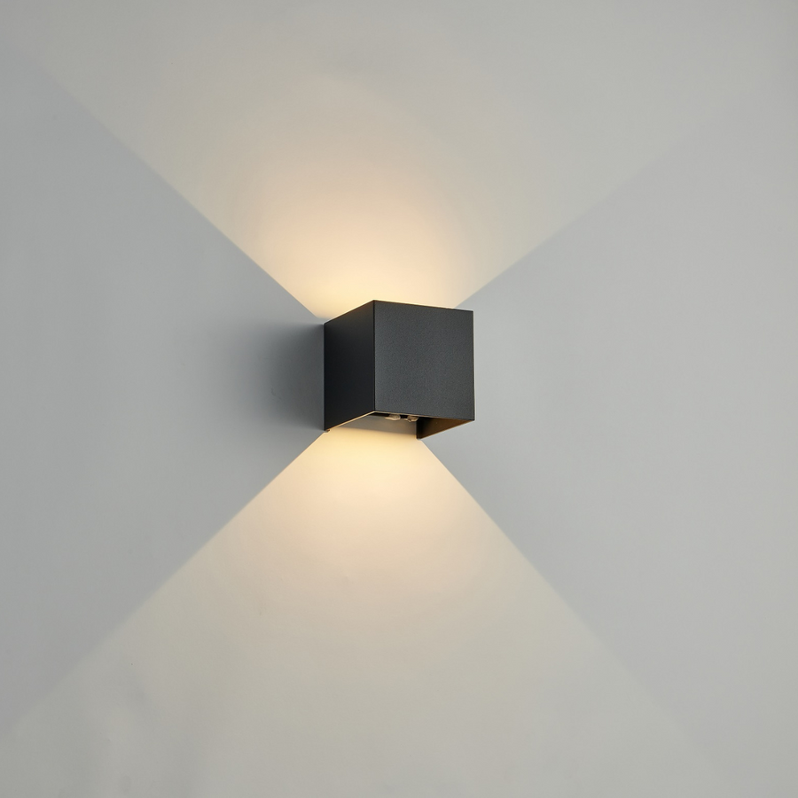 Glindra – Modern Touch-Activated Cube Wall Light