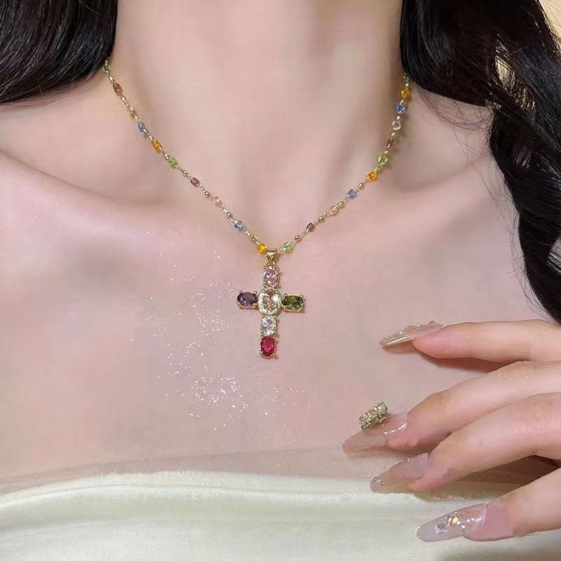 Solavée – Crystal Cross Pendant Necklace