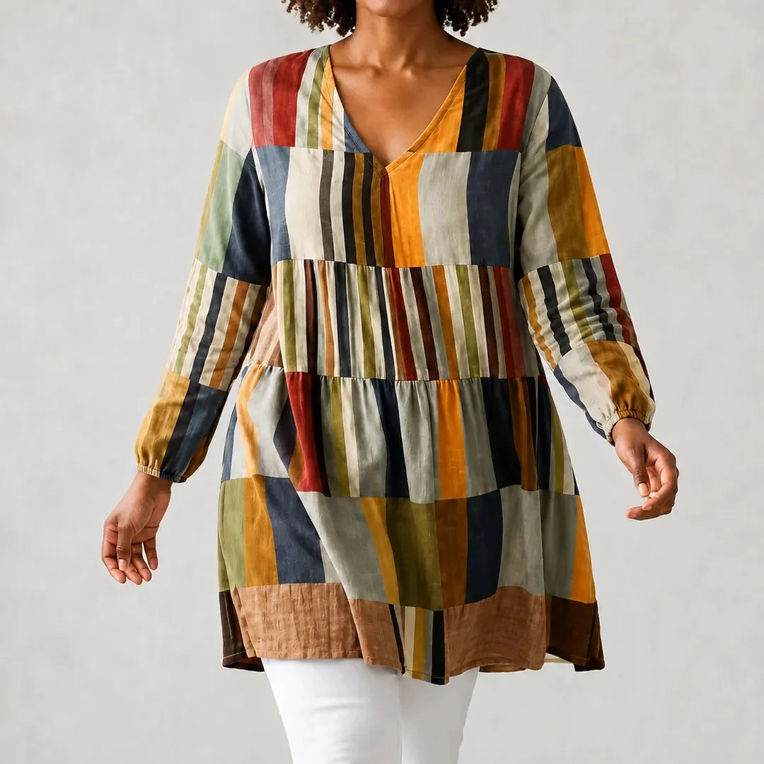 Vivelle – Long V-Neck Tunic Blouse with Pockets, Bold Print, 3/4 Sleeve