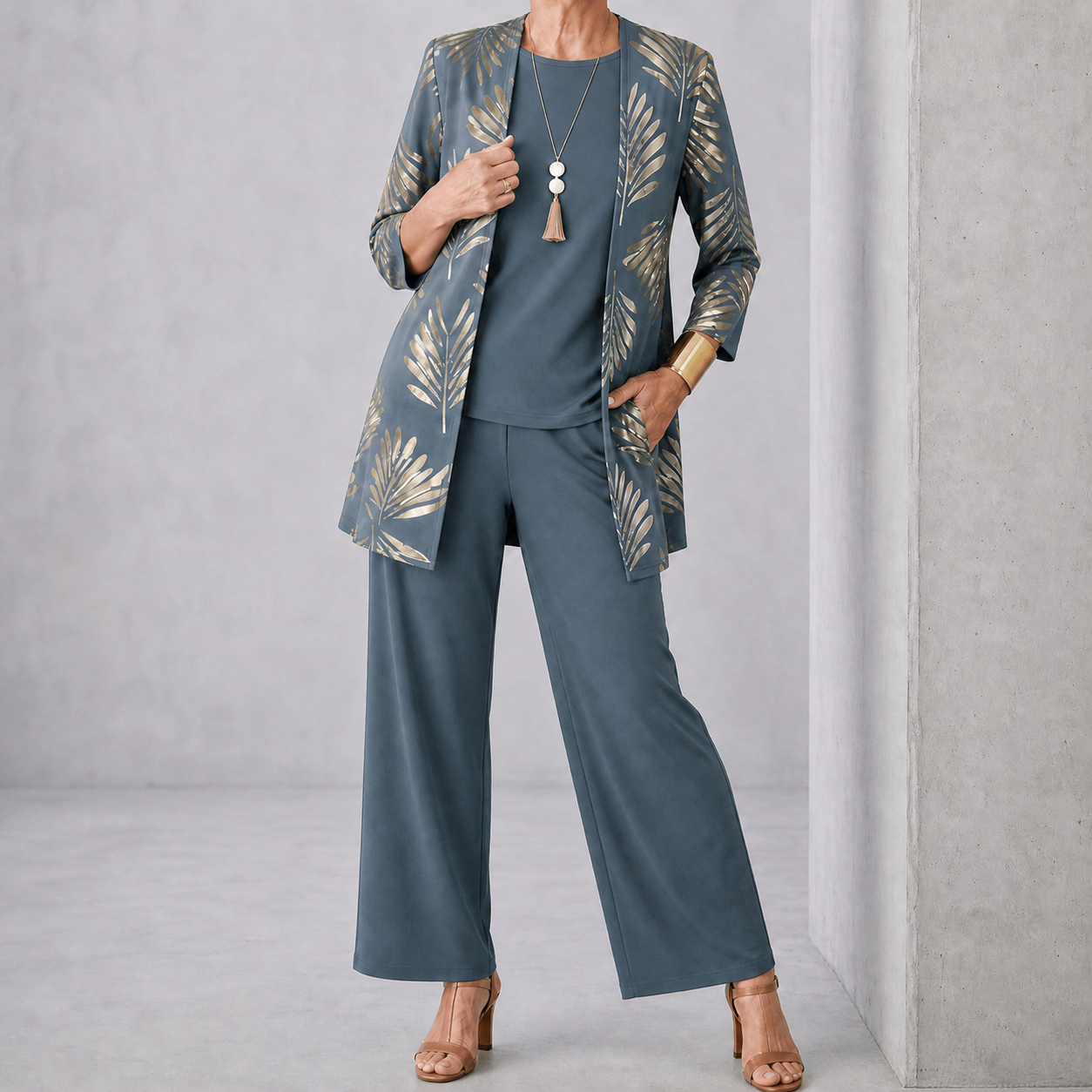 Trielle – Women's 3-Piece Printed Pantsuit Set, Duster, Shell and Wide-Leg Pants