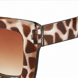 Wearbella – The Square Frame That Finishes Any Look