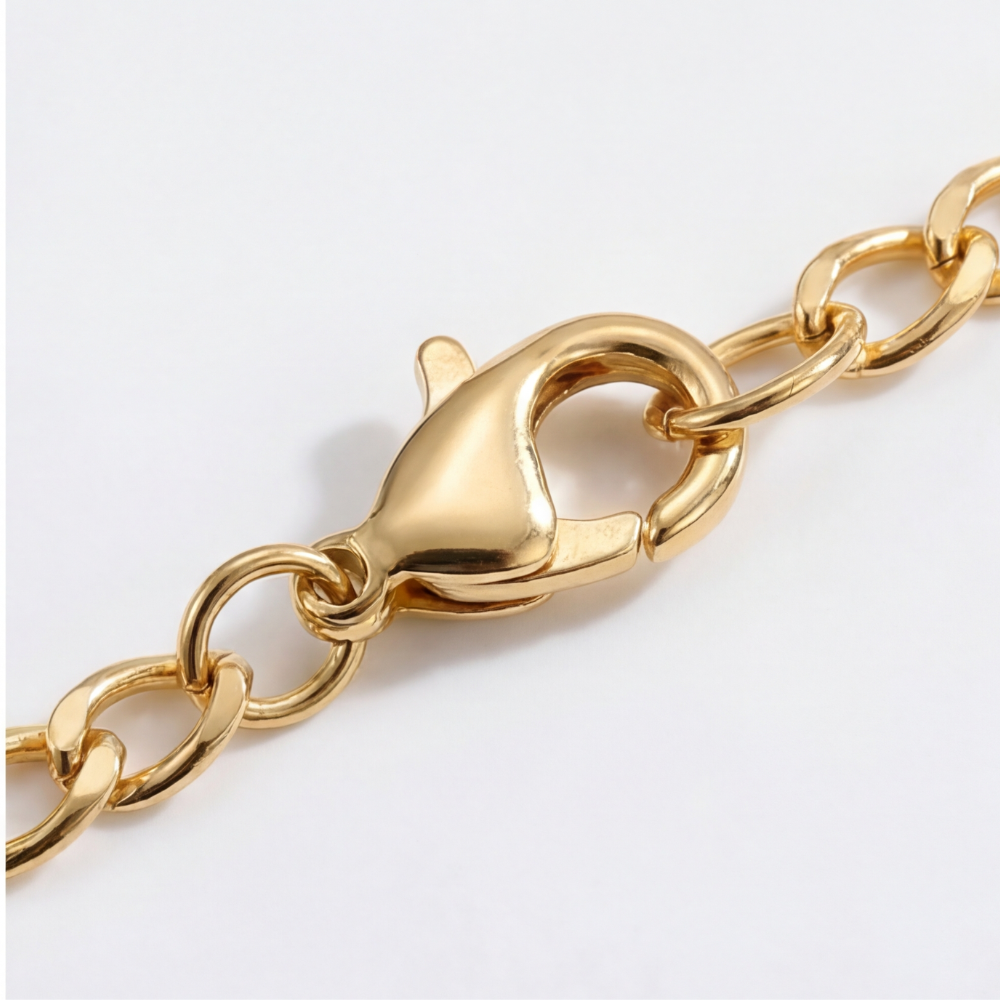 Sancta – Fashionable Crucifix Necklace