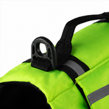 Angelfloat – The Vest That Keeps His Chin Up In Water