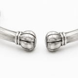 Florelle – Vintage Floral Silver Bangle with Open Cuff