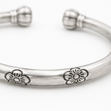 Florelle – Vintage Floral Silver Bangle with Open Cuff
