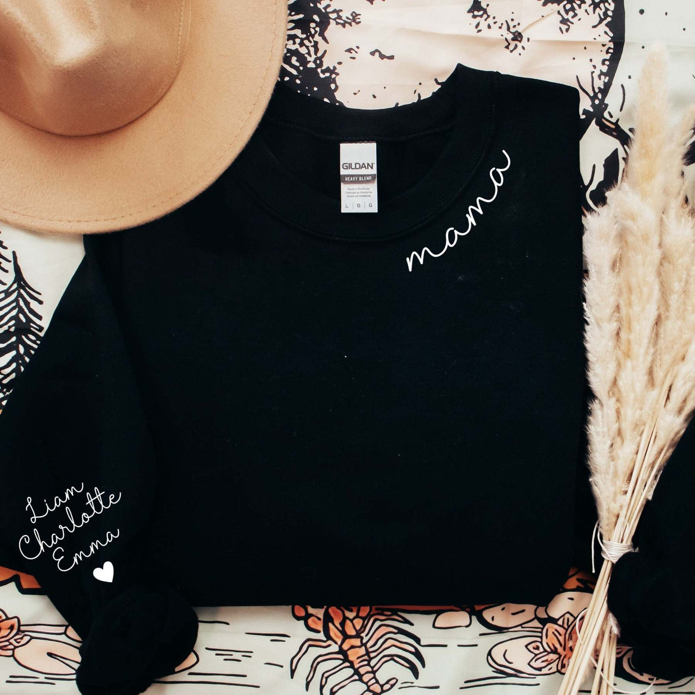 Mamorea – Custom Mama Sweatshirt with Names