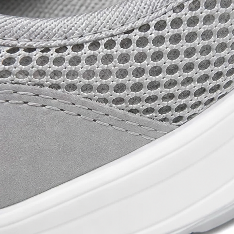 Wearbella – Flats That Flex With Swelling