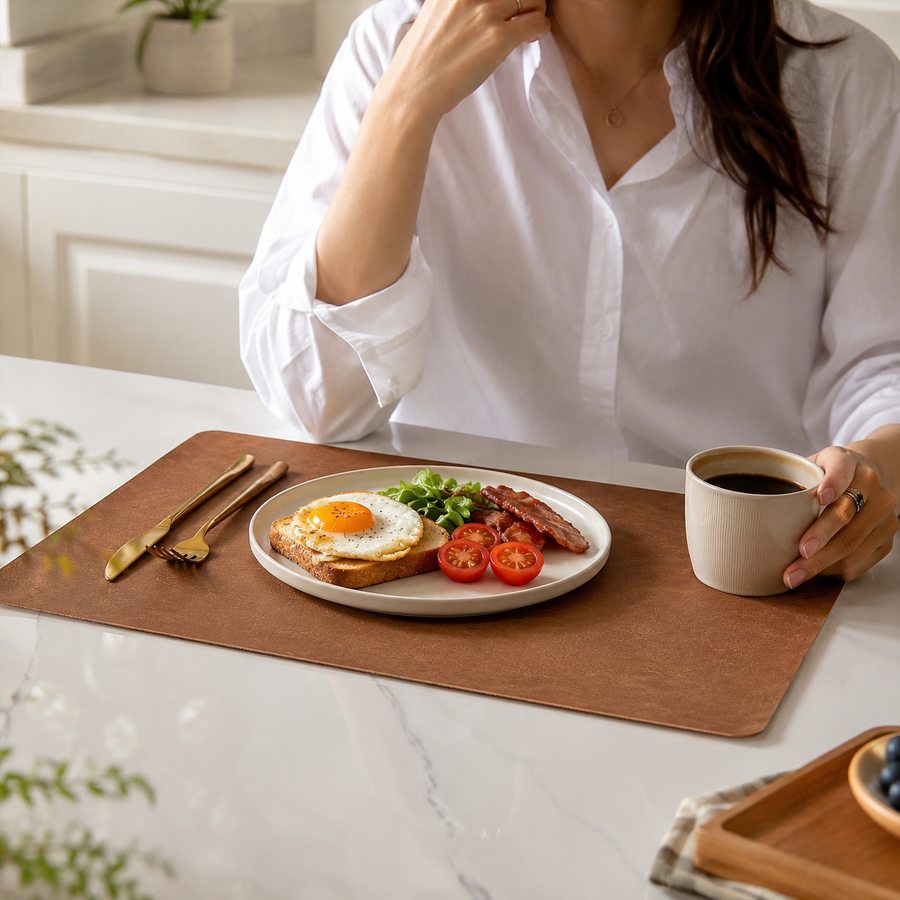 Wearbella – Double-Sided PU Leather Placemats (4-pack)
