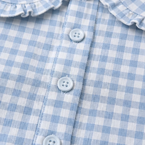 Ruffleigh – Blouse With A Collar That Frames The Face