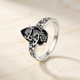 Noireva – Vintage Filigree Vine Ring