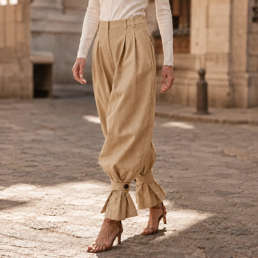 Marlow – Pleated Lantern Wide-Leg Trousers with Bow Cuffs