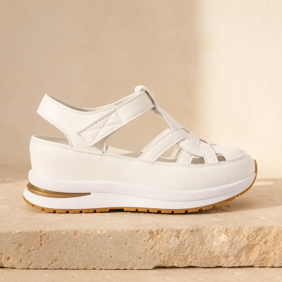 Velora – Cushioned Platform Sandals with Adjustable Strap for All-Day Comfort