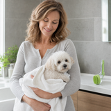 Sudsly – Pet Bath Brush with Built-in Shampoo Dispenser