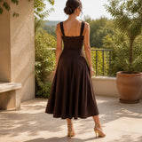 Vellora – Ruched Sweetheart Midi Dress with Pockets