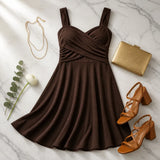 Vellora – Ruched Sweetheart Midi Dress with Pockets