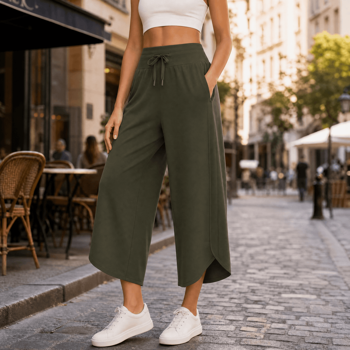 Lunavia – Women's Wide-Leg Tulip-Hem Capri Pants with Pockets
