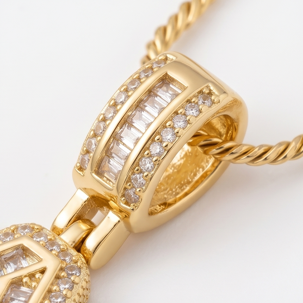 Luneria – Two-Piece Initial Pendant Necklace Set