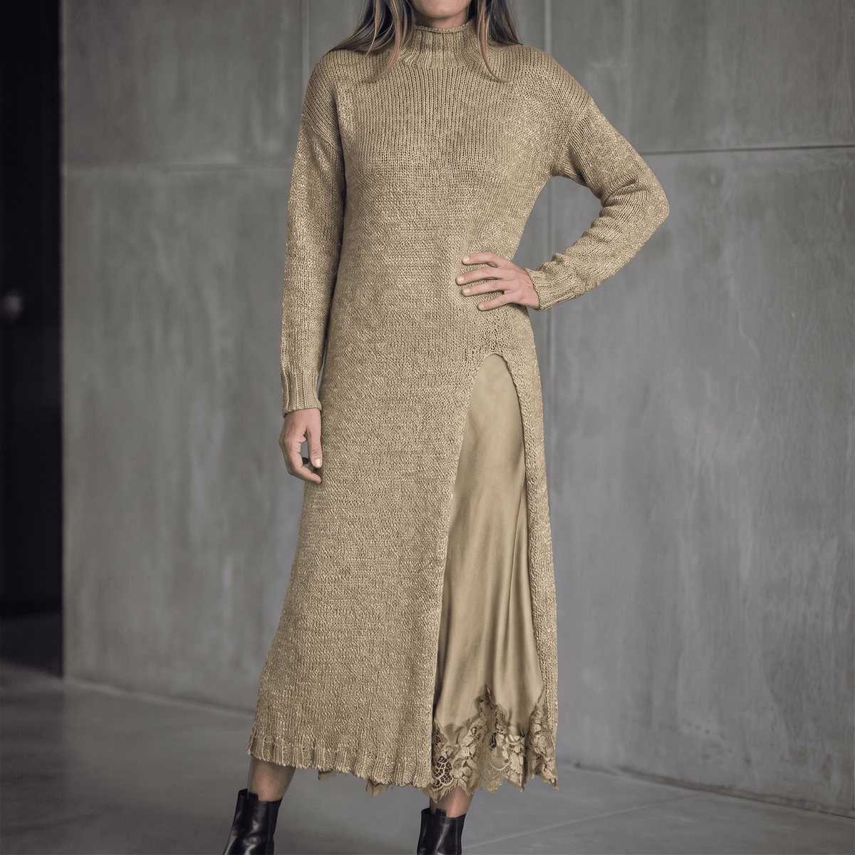 Lunette – Women’s Knitted Cardigan & Lace Camisole Set