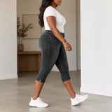 Curvella – Flattering High-Waist Stretch Denim Capris