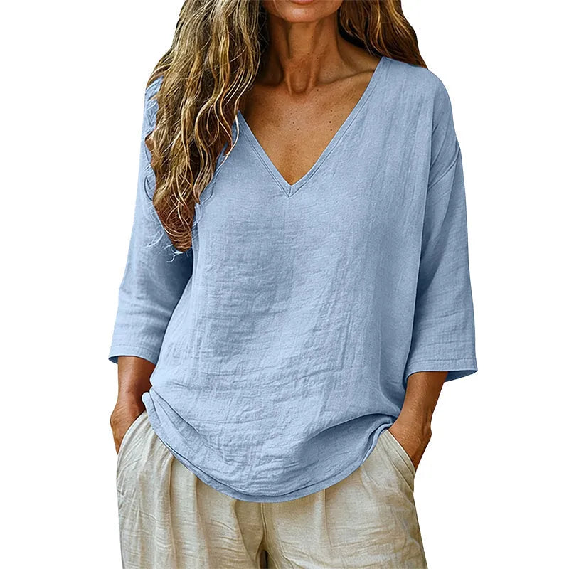 Sereva – Women's Relaxed V-Neck Linnen Blouse with Three-Quarter Sleeves and Curved Hem
