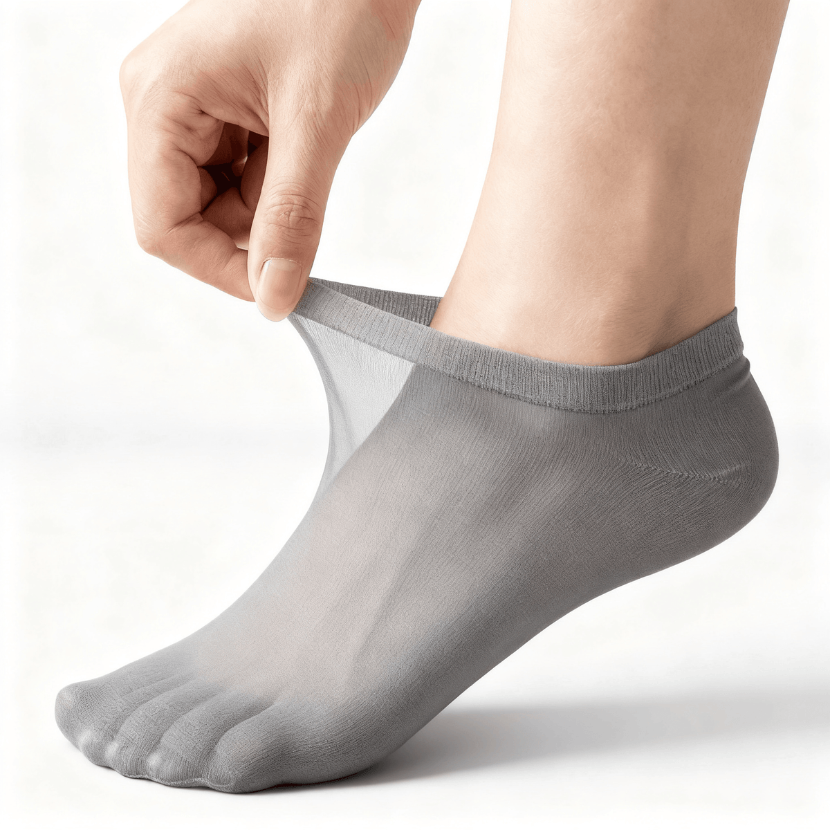 Silkara – Women's Ultra Sheer Non-Slip Invisible Socks