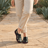 Solara – Women's Hand Stitched Leather Comfort Sandals